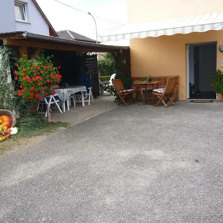 Jonquille Bed & Breakfast 3*